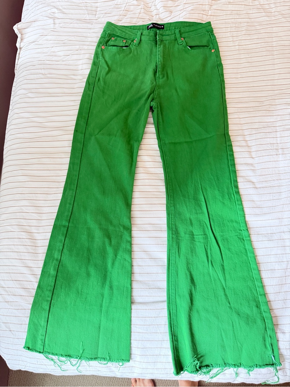 Zara Vibrant Green Denim Pants L